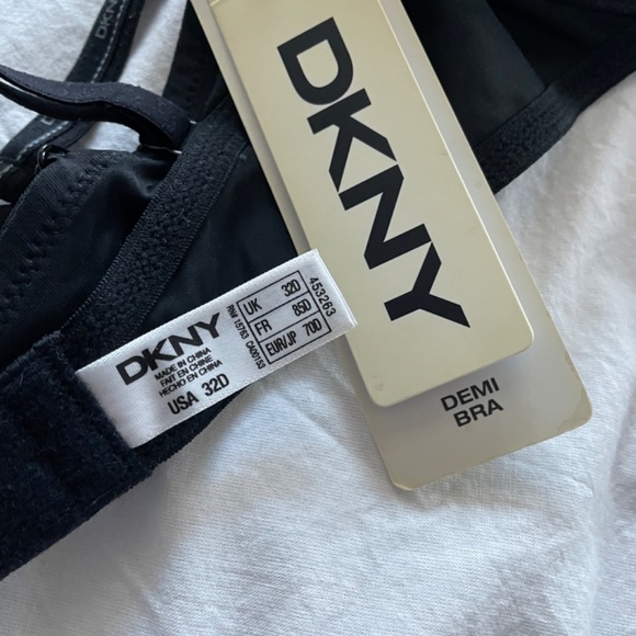 DKNY Demi Bra 32D Black style # 453263 NWT - Picture 2 of 4